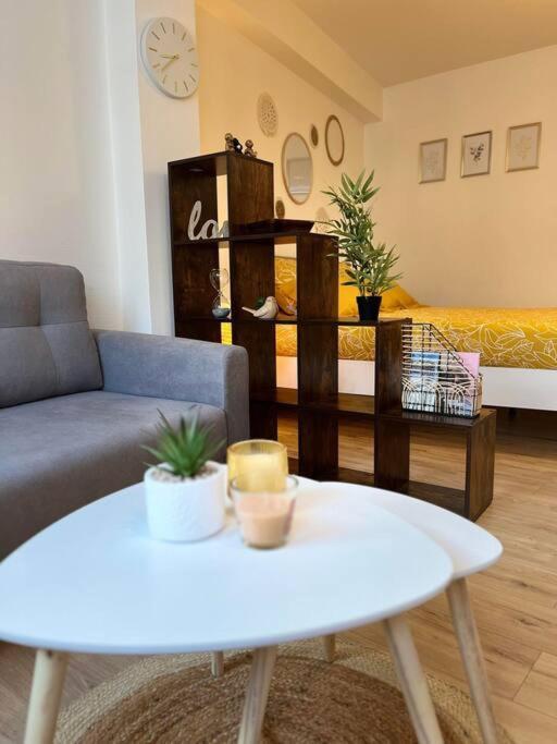 Appartement Neuf Entierement Equipe Proche Centre อาเมียงส์ ภายนอก รูปภาพ