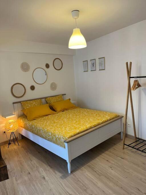 Appartement Neuf Entierement Equipe Proche Centre อาเมียงส์ ภายนอก รูปภาพ