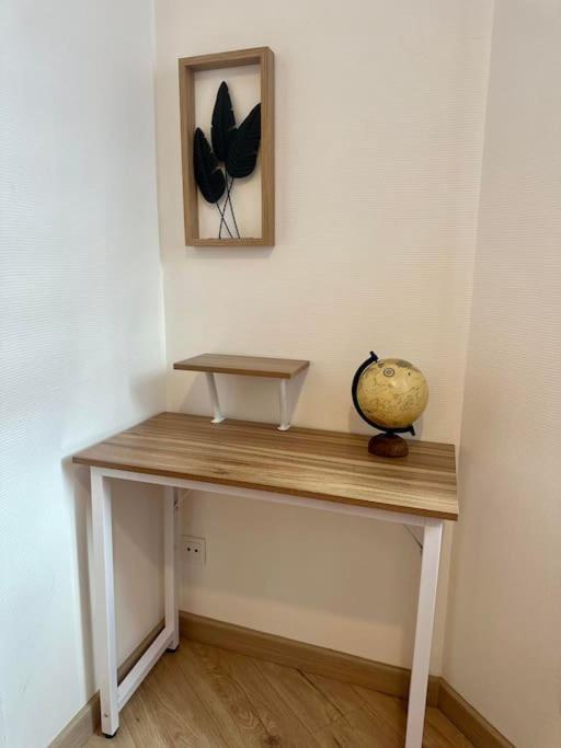 Appartement Neuf Entierement Equipe Proche Centre อาเมียงส์ ภายนอก รูปภาพ